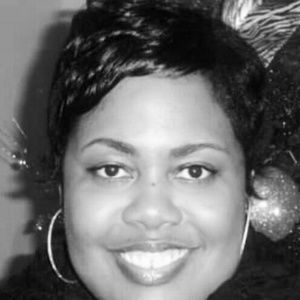 Meet your Posher, Simone